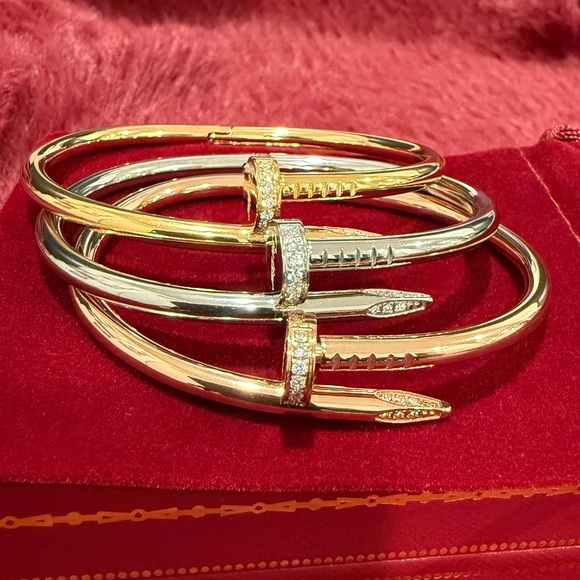 New Gold Plated Stainless Steel Nail Un Clou Bracelet Bangle - Picture 2 of 8